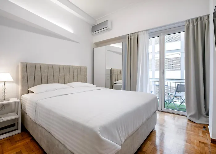 Acropolis Museum Apartment - New